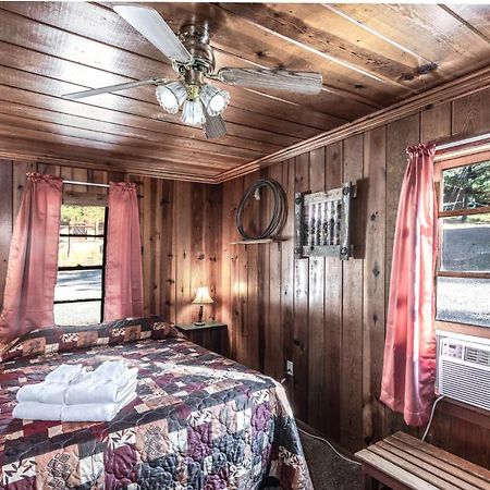 Apache Village 7, Queen Bed, Midtown, Sleeps 2 Ruidoso Exterior photo