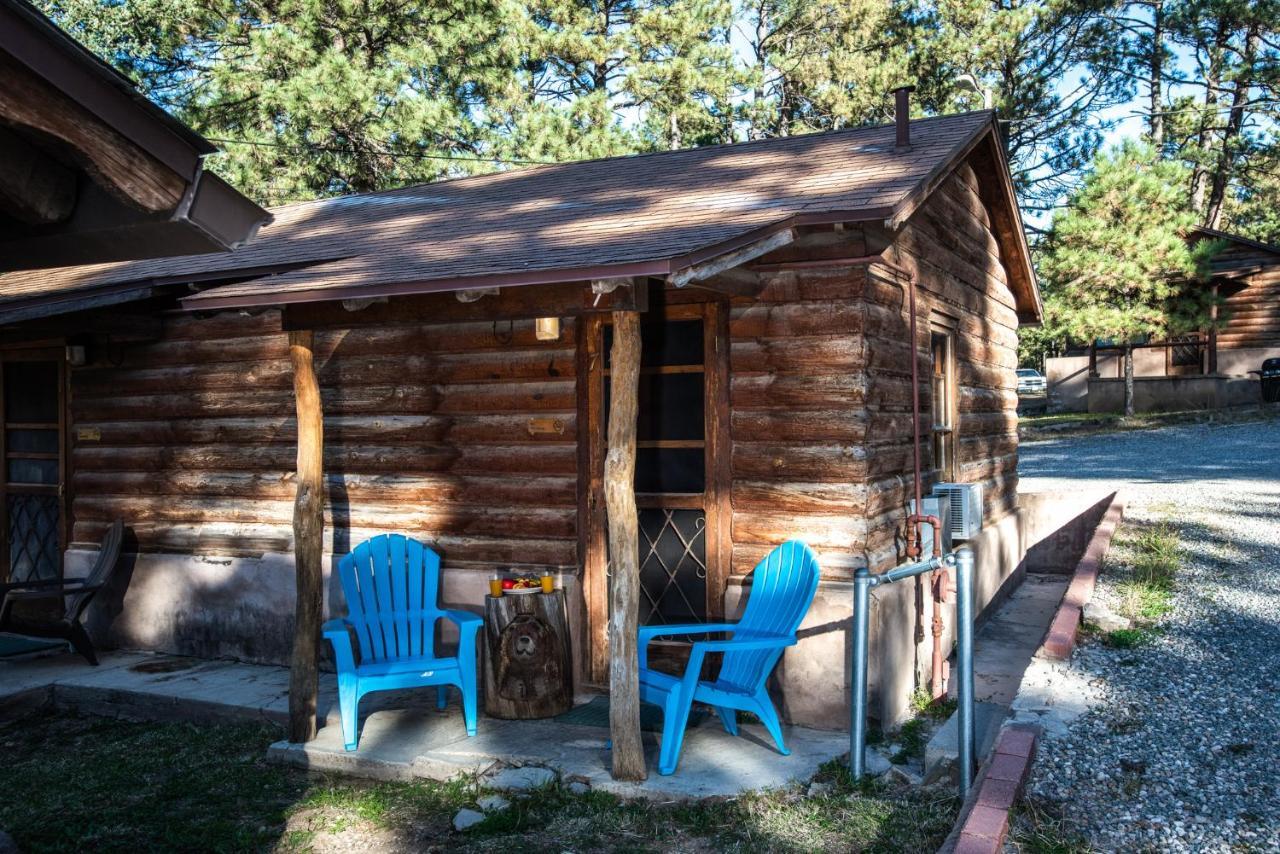 Apache Village 7, Queen Bed, Midtown, Sleeps 2 Ruidoso Exterior photo